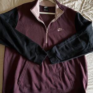 Nike Colorblock Quarter-Zip Sweatshirt
